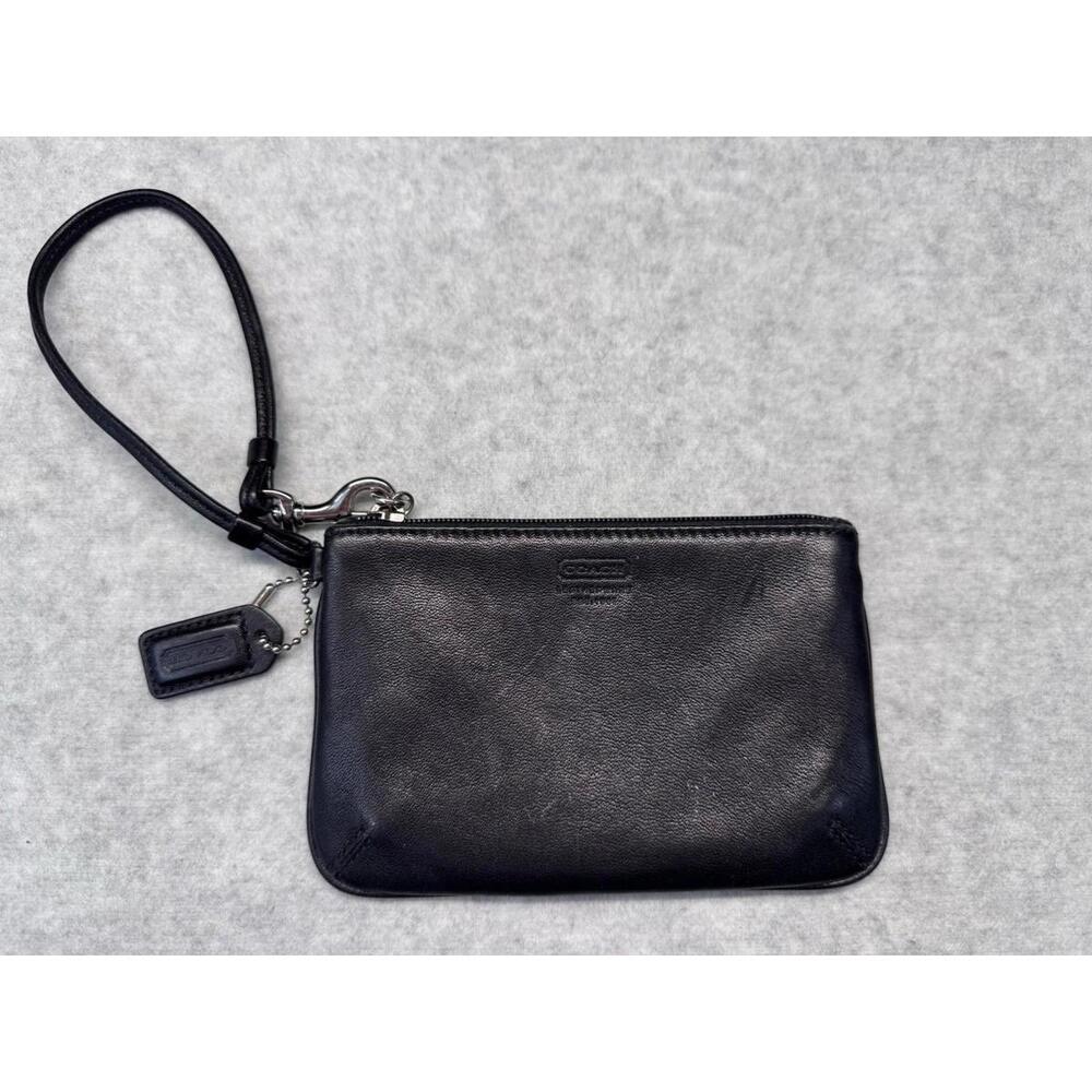 Coach Vintage Y2K Black Wristlet 6x4” Classic Old Money